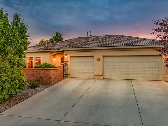 1925 Western Hills Dr SE-1