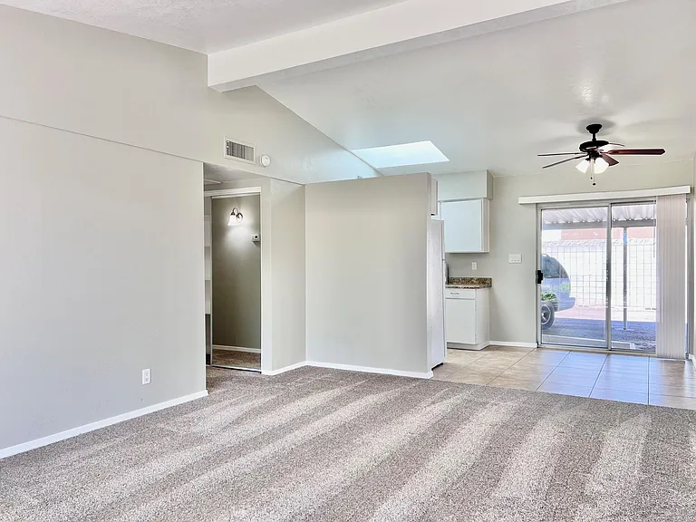 2502 N 46th St #6 — Photo 15