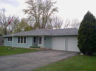 N7508 Deerpath Rd, Fond Du Lac, WI 54937
