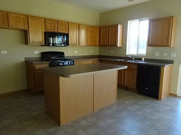 5th image of 11854 Presley Cir