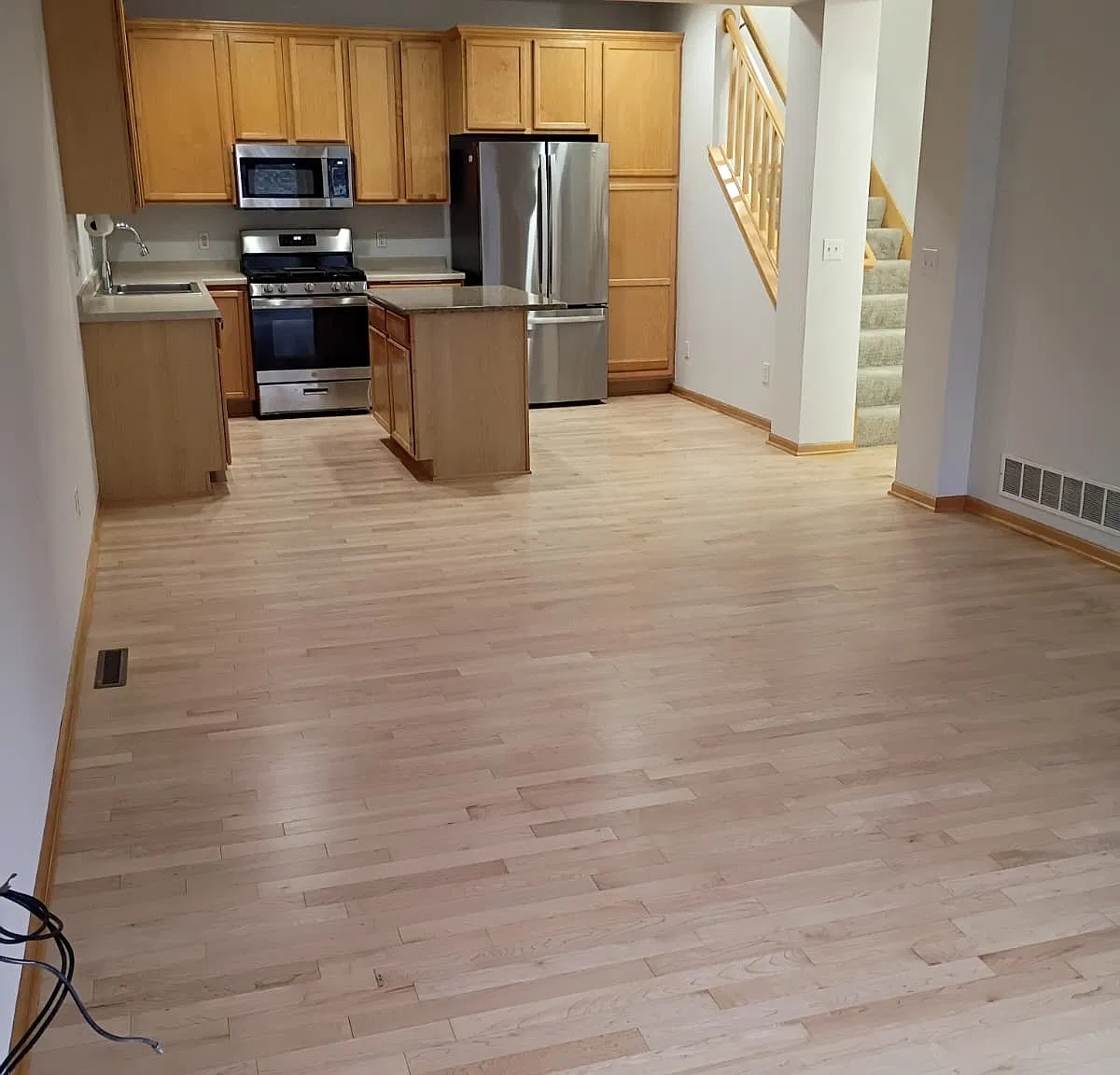 2 bed, 1676 sqft, $2,395 — Photo 3