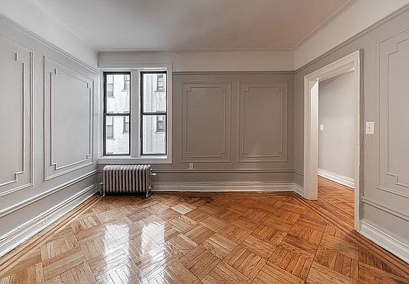 3rd image of 880 47th St #C5