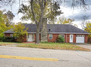 1212 Summit Dr, Charleston, WV 25302