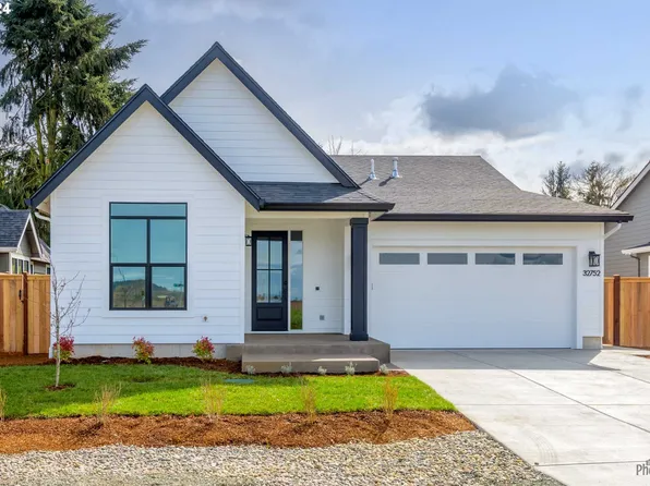 32752 Coburg Creek Dr, Eugene, OR 97408