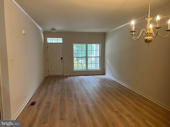 5th image of 260 Trudy Ct