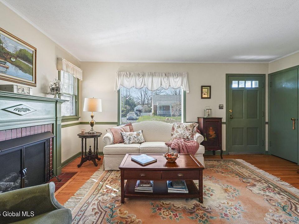 21 Willow Lane, Glenville, NY 12302 Zillow