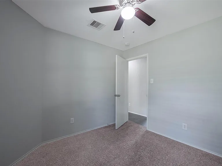 7939 Yaupon View Dr — Photo 15