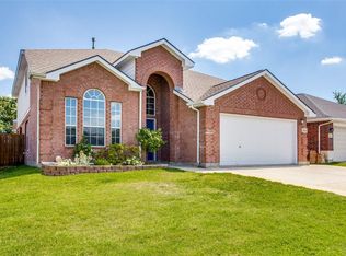 9829 Pack Saddle Trl, Fort Worth, TX 76108