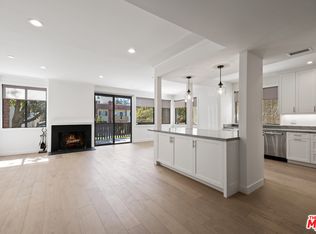 12124 Goshen Ave APT 105, Los Angeles, CA 90049