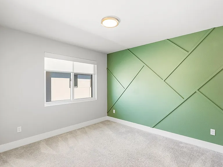 16536 SE Pleasant Valley Pkwy — Photo 11