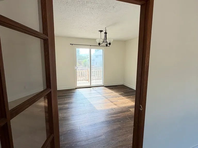 Entrance to dining room from living room