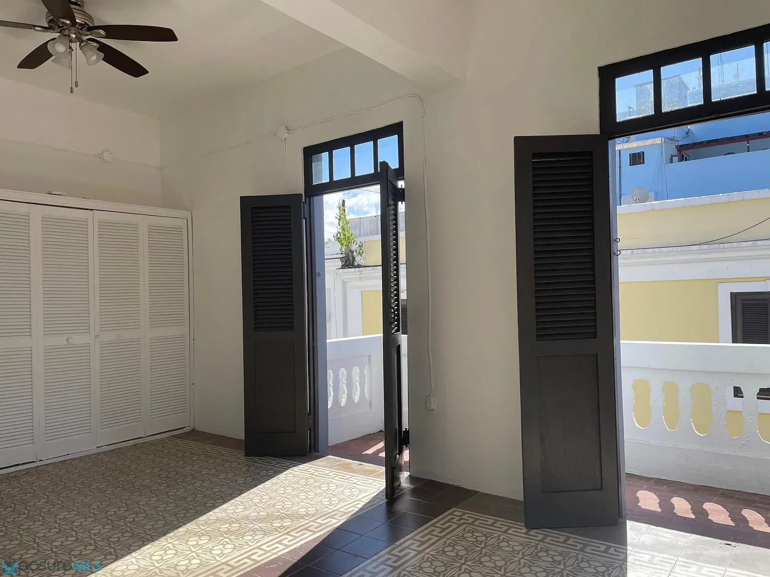 5 bed, 1.0 bath, 1325 sqft, $2,500 — Photo 4