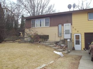 908 13th St, Havre, MT 59501