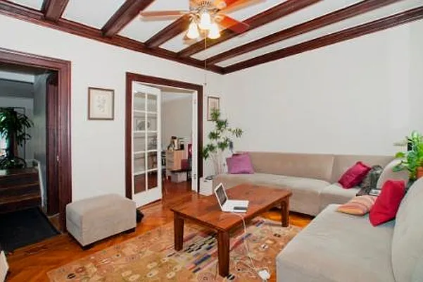 Sold by Living New York | media 14