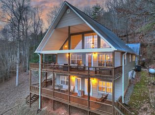156 Brer Fox Ridge Rd, Hiawassee, GA 30546