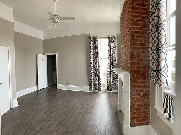 2nd image of 1736 2nd St APT D