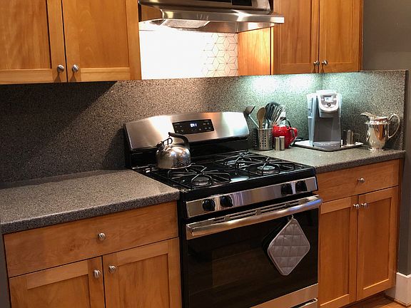 5th image of 3580 Louisiana St #1