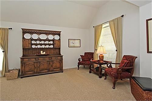3rd image of 9718 Windy Hollow Dr