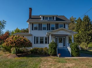 176 Grove Ave FLOOR 2, Verona, NJ 07044