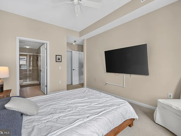 1390 Kenyon St NW #517 — Photo 14