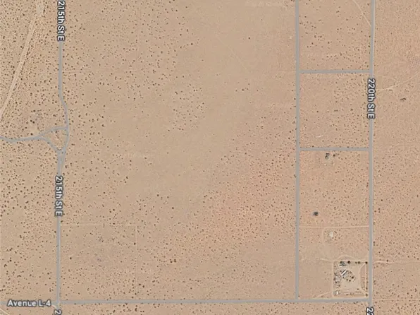 215 E Avenue L4 Lot 32, Lancaster, CA 93535