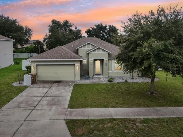 7637 Park Hill Ave, Leesburg, FL 34748
