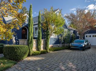 330 Plaza St, Healdsburg, CA 95448