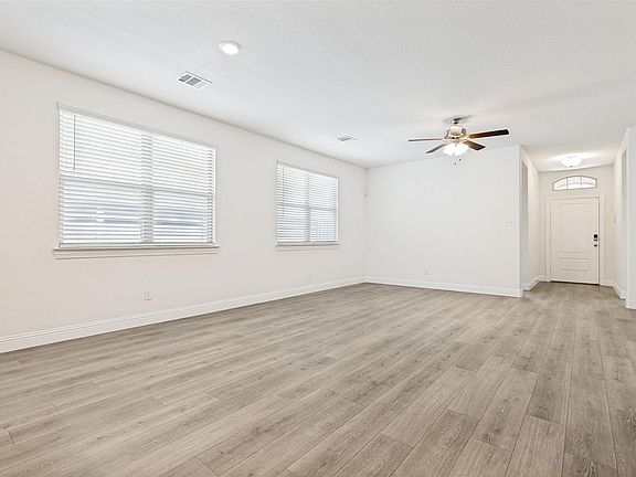 5th image of 6024 Wildflower Way