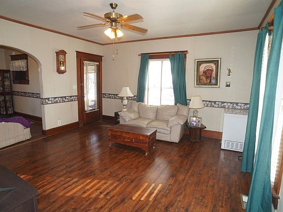 3rd image of 302 W 1st St Lot 35