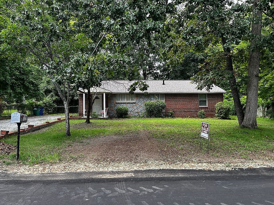 1st image of 122 Marvin Dr