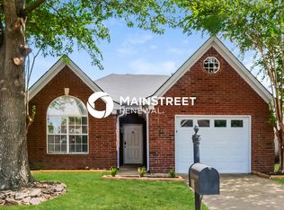 8486 Clubview Dr, Olive Branch, MS 38654