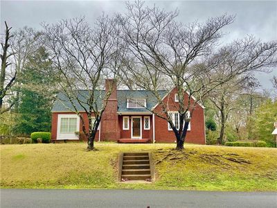 305 Avenue C, West Point, GA, 31833