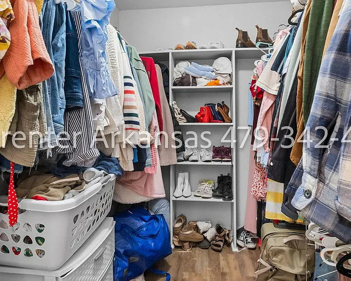 2943 E Setter St — Photo 12