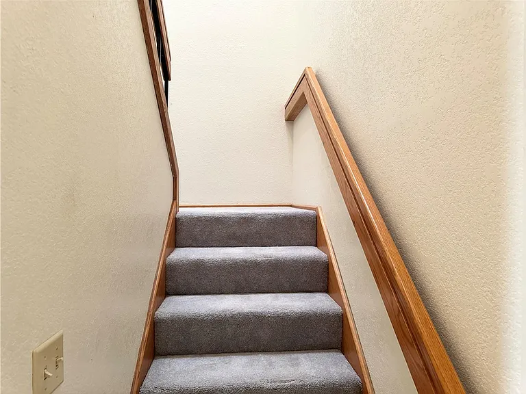 1800 Clubhouse Dr #K90 — Photo 13