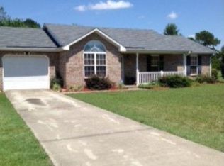 3245 Raffield Ct, Dalzell, SC 29040