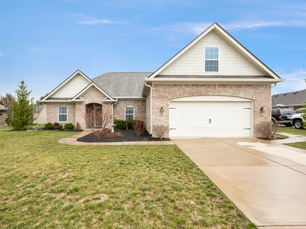 7236 Sunset Point Dr, Indianapolis, IN 46259