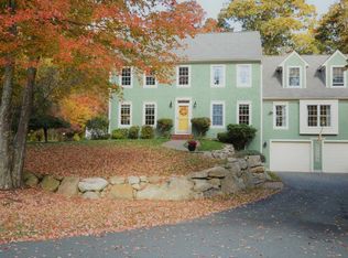 14 Melnic Ln, Dartmouth, MA 02747