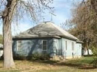 209 Woodbury St, Galva, IA 51020