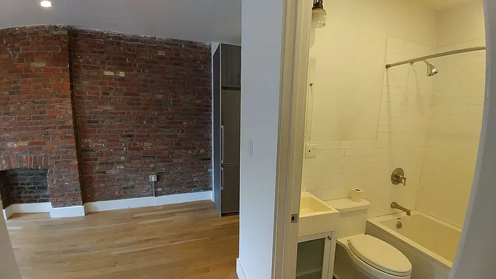 Rented by Reginald Jacobs | media 39