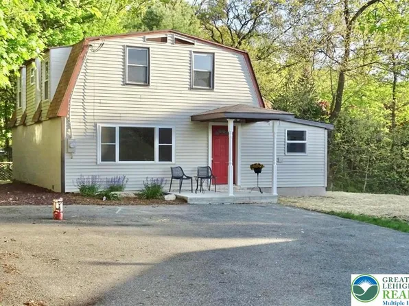 26 Moyer Ave, Pen Argyl, PA 18072