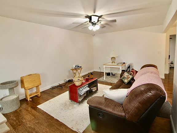 4th image of 1103 Westminster Dr