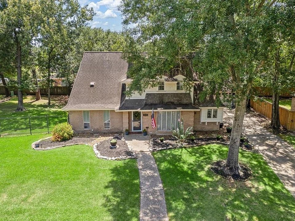 1st image of 20315 Arrow Cove Dr