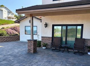 1620 1/2 York Dr, Vista, CA 92084