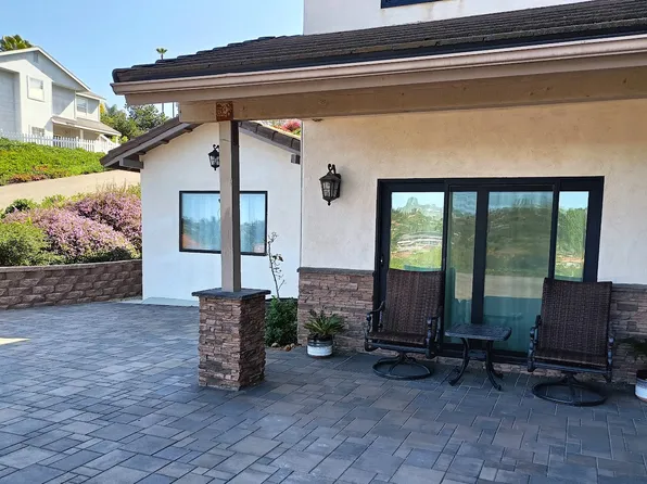 1620 1/2 York Dr, Vista, CA 92084