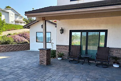 1620 1/2 York Dr Photo 1