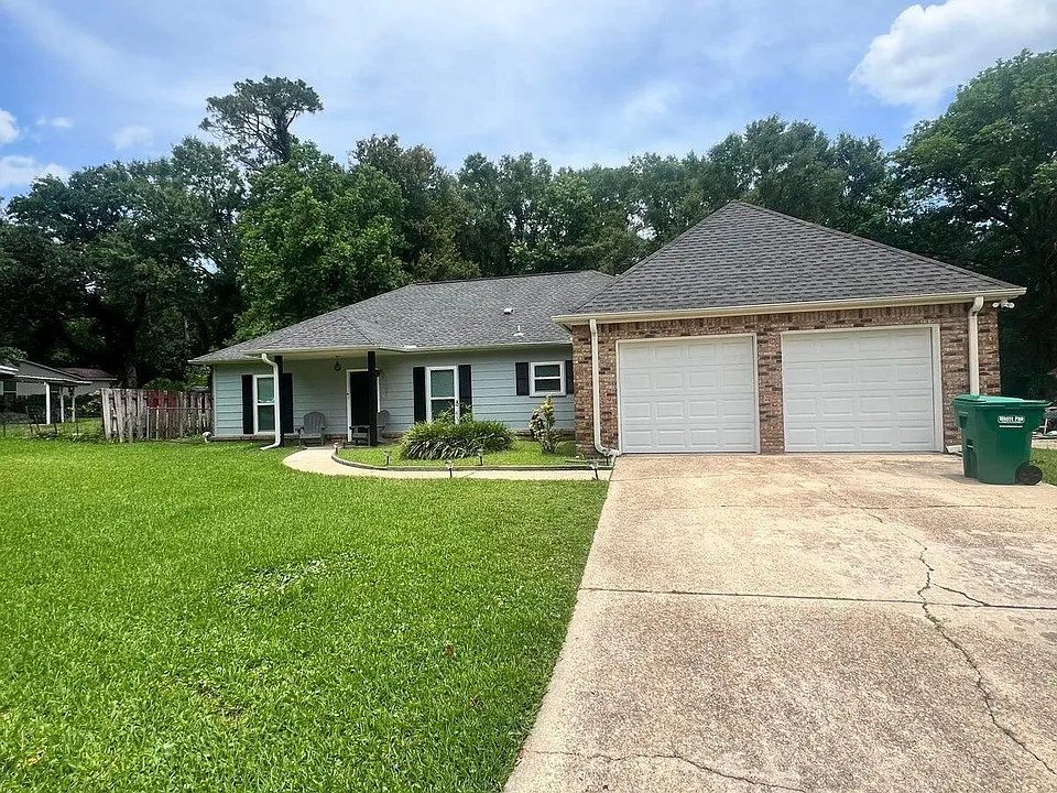 11258 Laura Ln