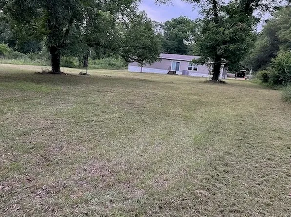 2428 Gibson Rd, Albany, GA 31705
