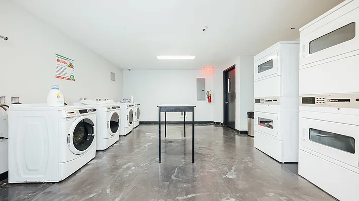 Rented by Nooklyn NYC LLC | media 97