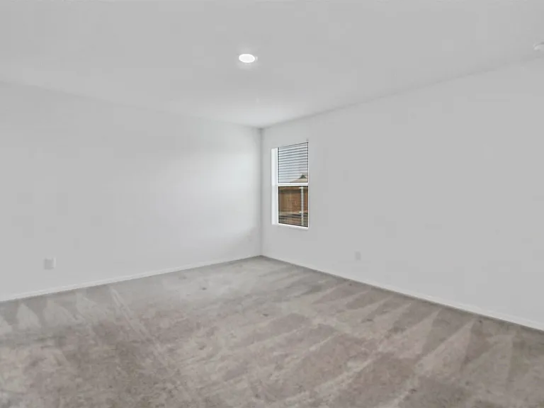 518 Olmstead Dr — Photo 17
