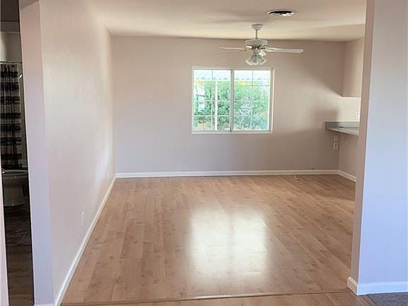 5th image of 4301 El Camino Ave